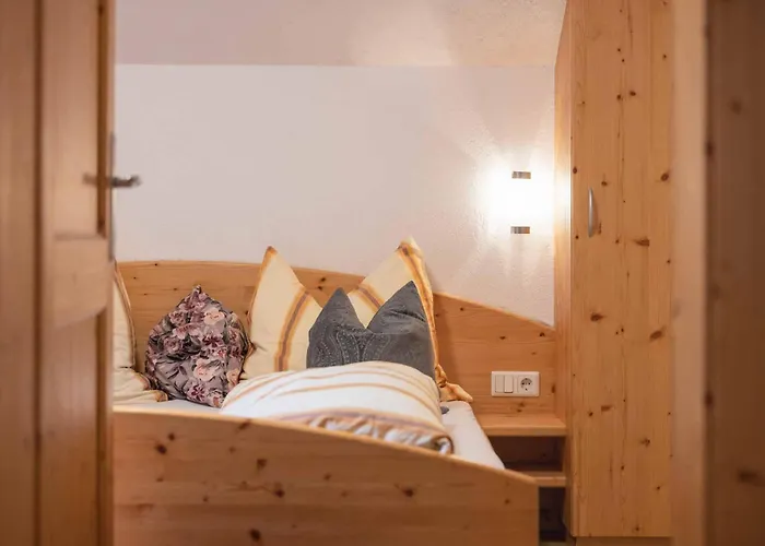 Kirchbruecke Mieders