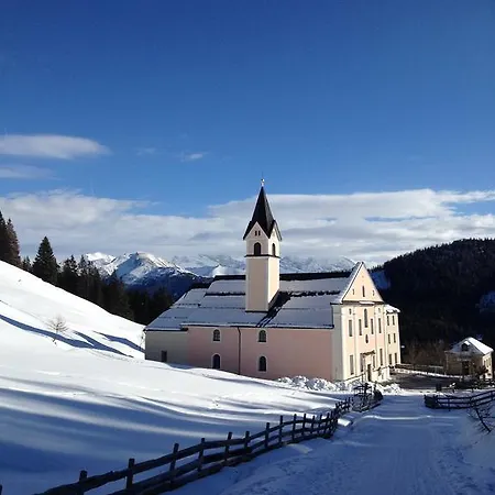 Kirchbruecke * Mieders